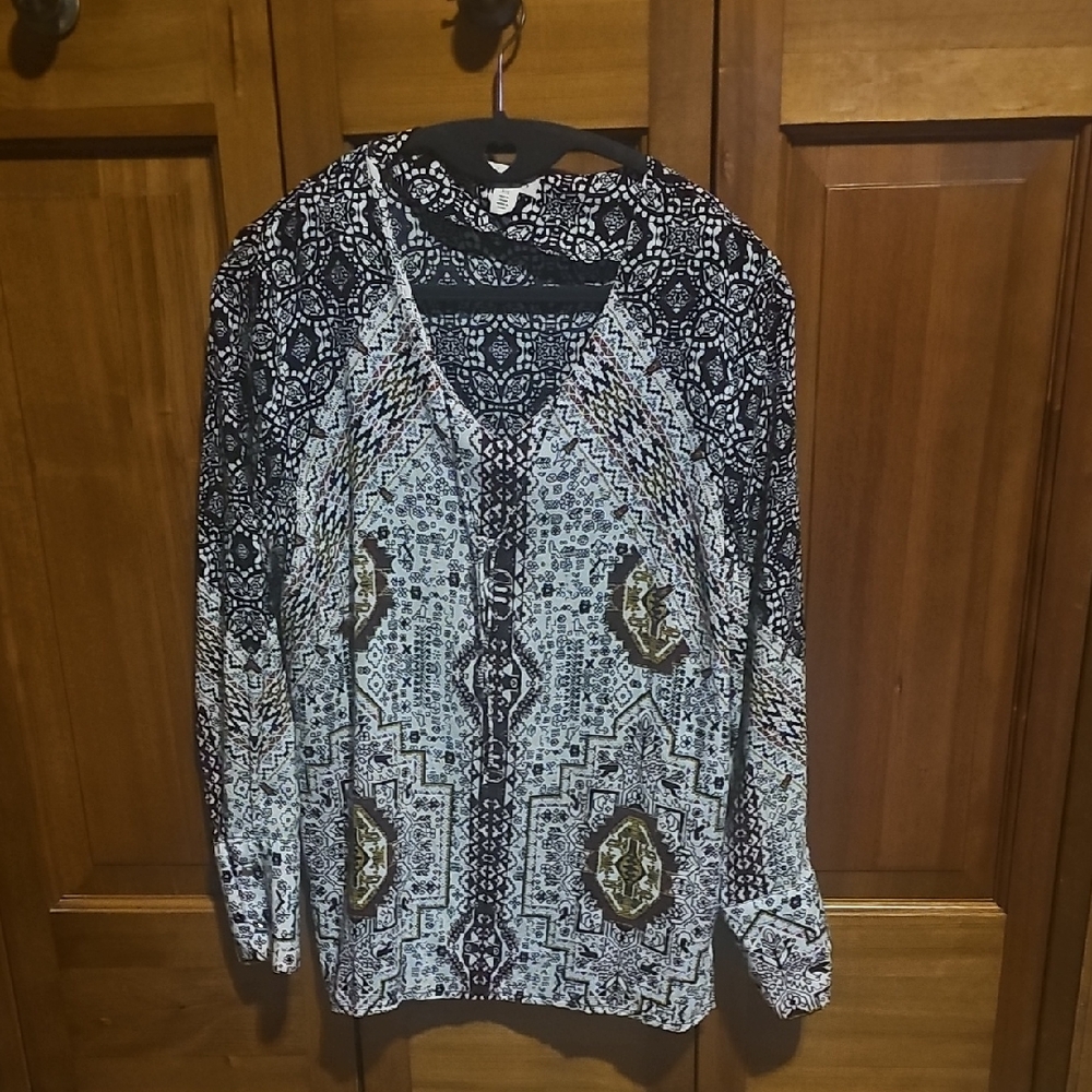 Tribal brand Women's Black and White Patterned Top, P/S